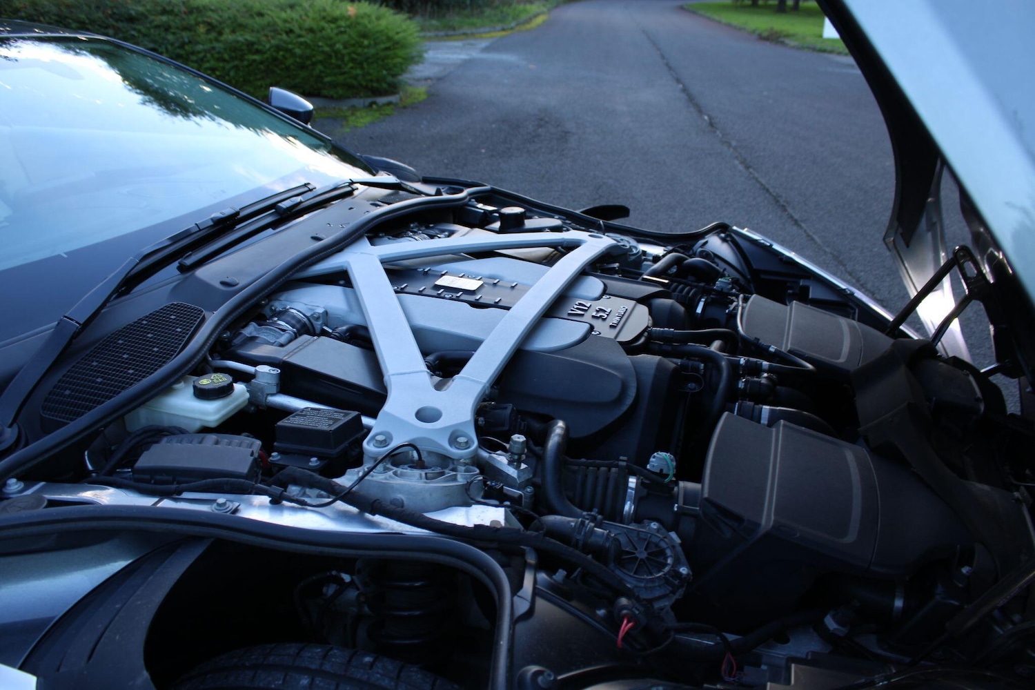 Used Aston Martin DB11 for sale - 76315050: Photo 35