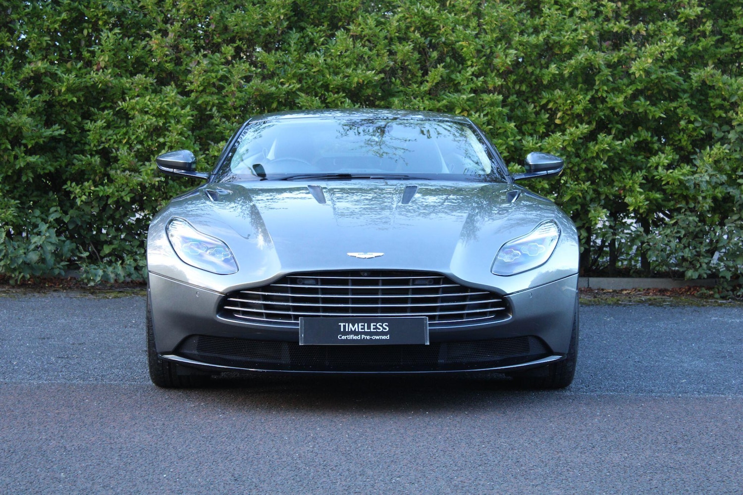 Used Aston Martin DB11 for sale - 76315050: Photo 7