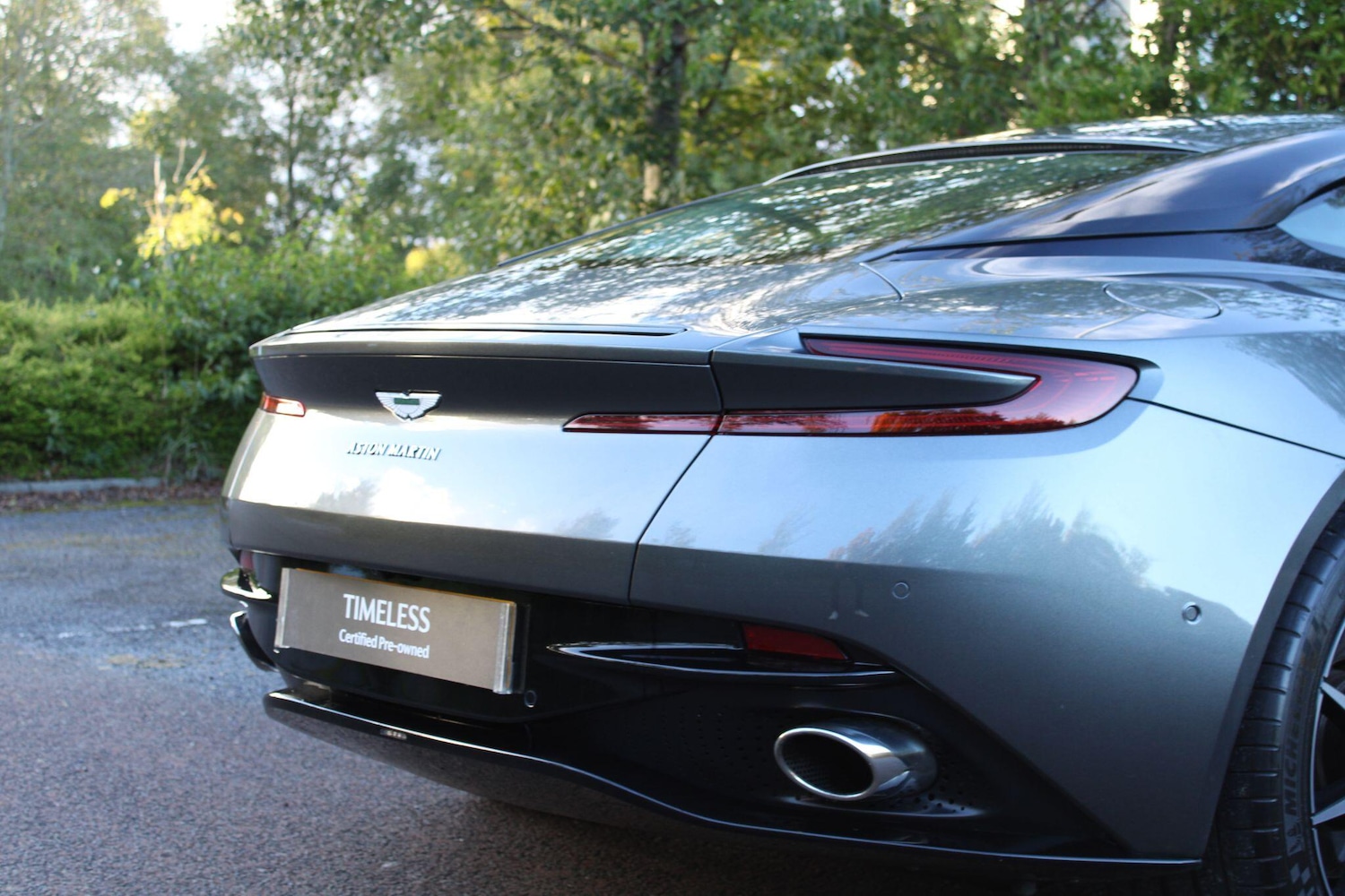 Used Aston Martin DB11 for sale - 76315050: Photo 9