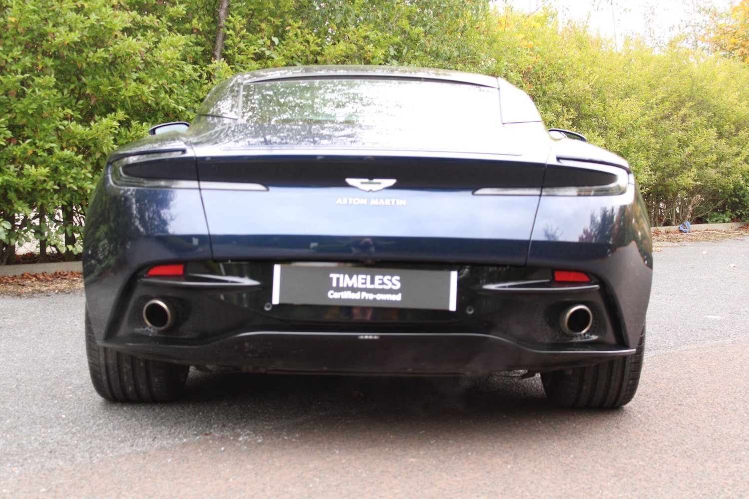 Used Aston Martin DB11 2018 for sale - 76318157: Photo 15
