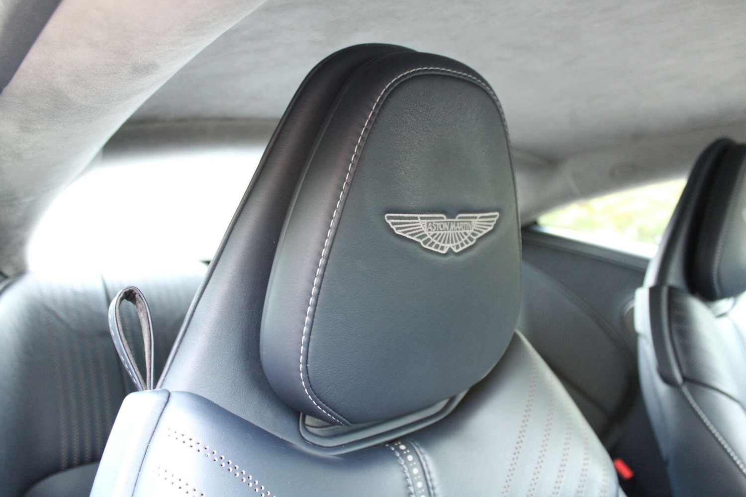 Used Aston Martin DB11 2018 for sale - 76318157: Photo 5