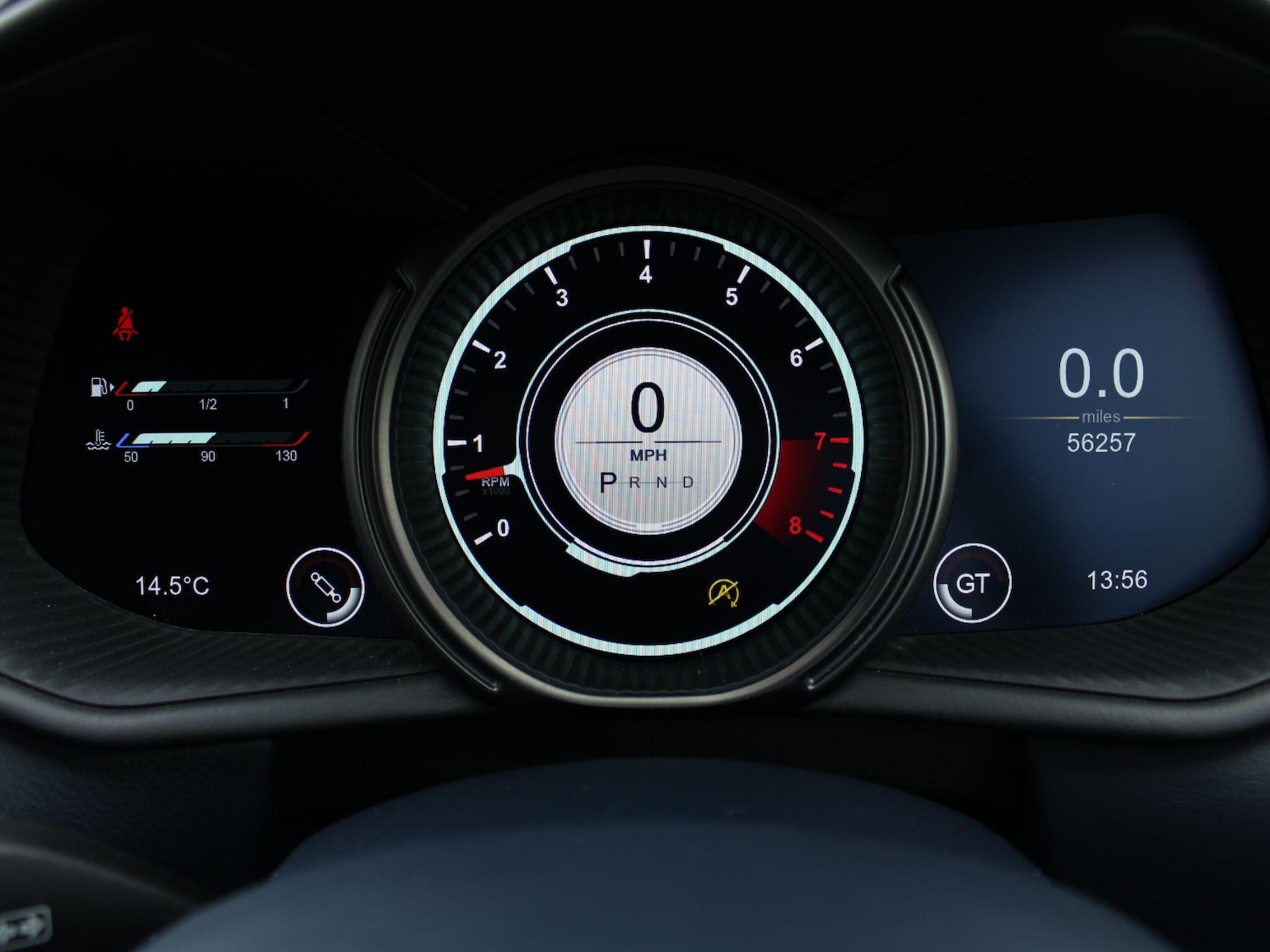 Used Aston Martin DB11 2018 for sale - 76318157: Photo 6