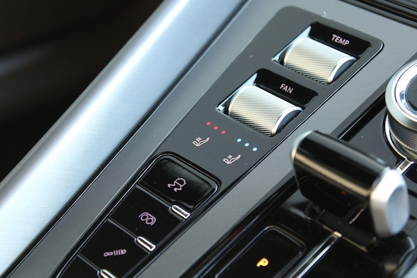 Used Aston Martin V8 2025 for sale - 74837513: Photo 26