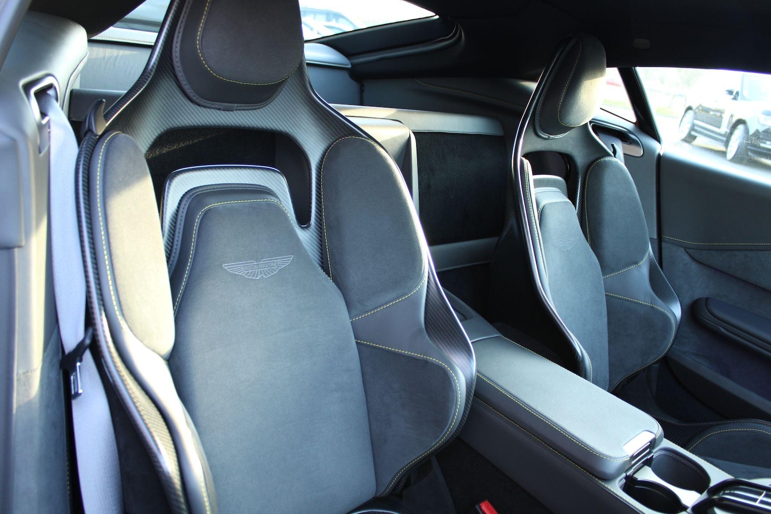 Used Aston Martin Vantage 2024 for sale - 76499121: Photo 12