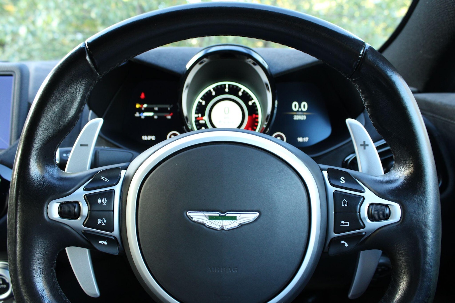 Used Aston Martin Vantage 2019 for sale - 77468636: Photo 23