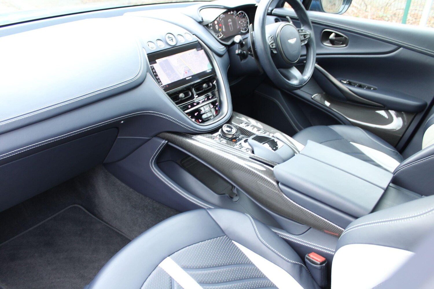 Used Aston Martin DBX 2023 for sale - 77611433: Photo 38