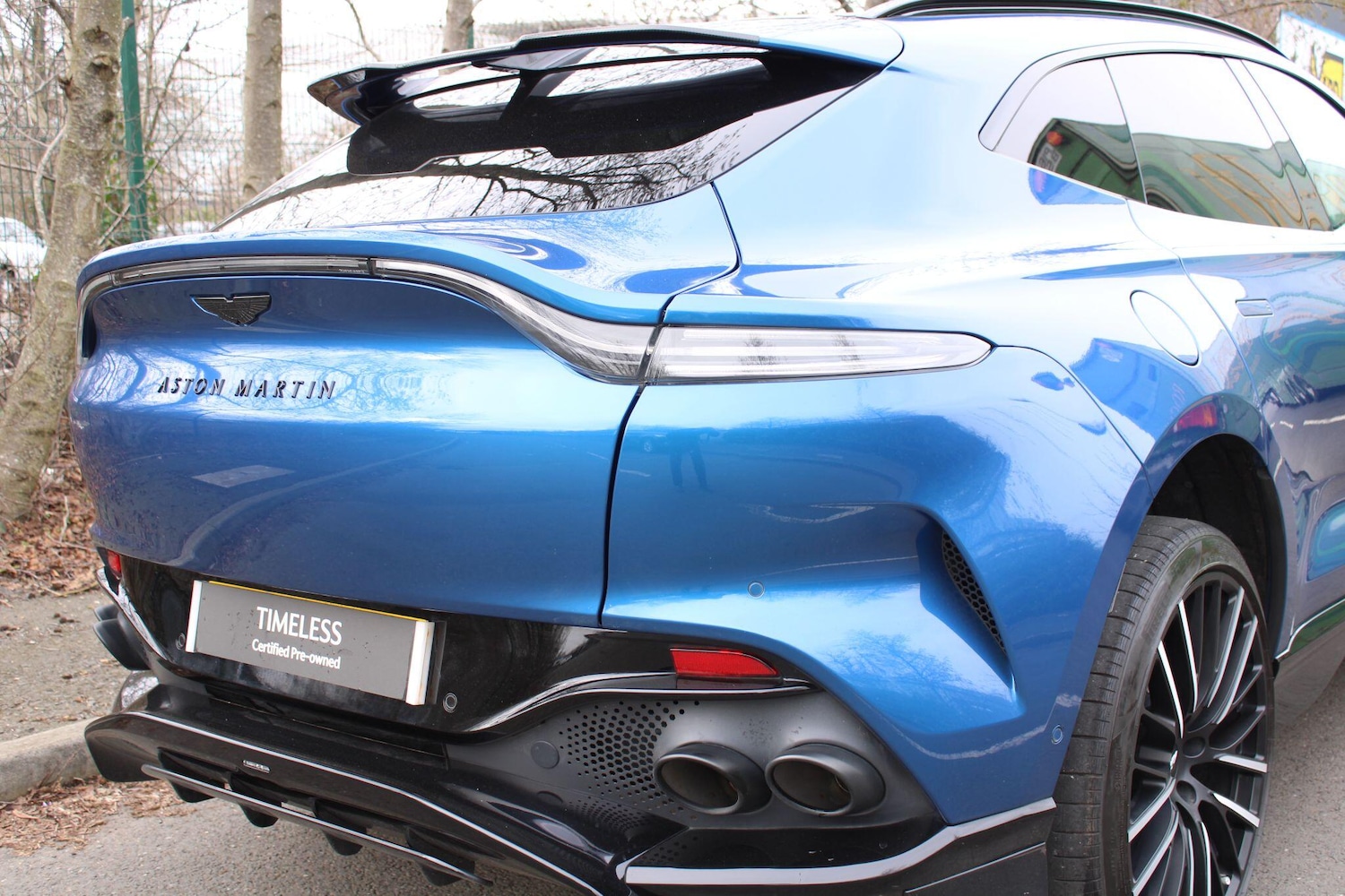Used Aston Martin DBX 2023 for sale - 77611433: Photo 8