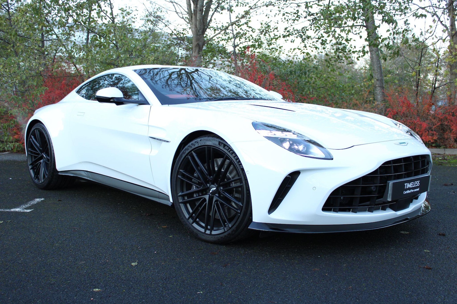 Used Aston Martin Vantage 2025 for sale - 76801089: Photo 1