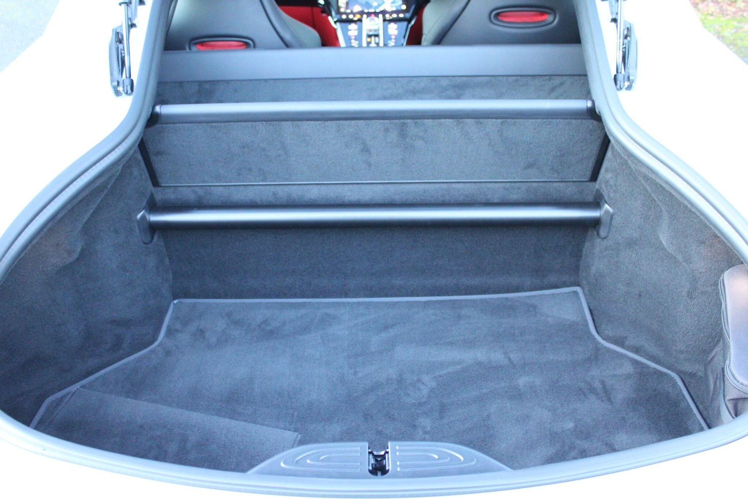 Used Aston Martin Vantage 2025 for sale - 76801089: Photo 23