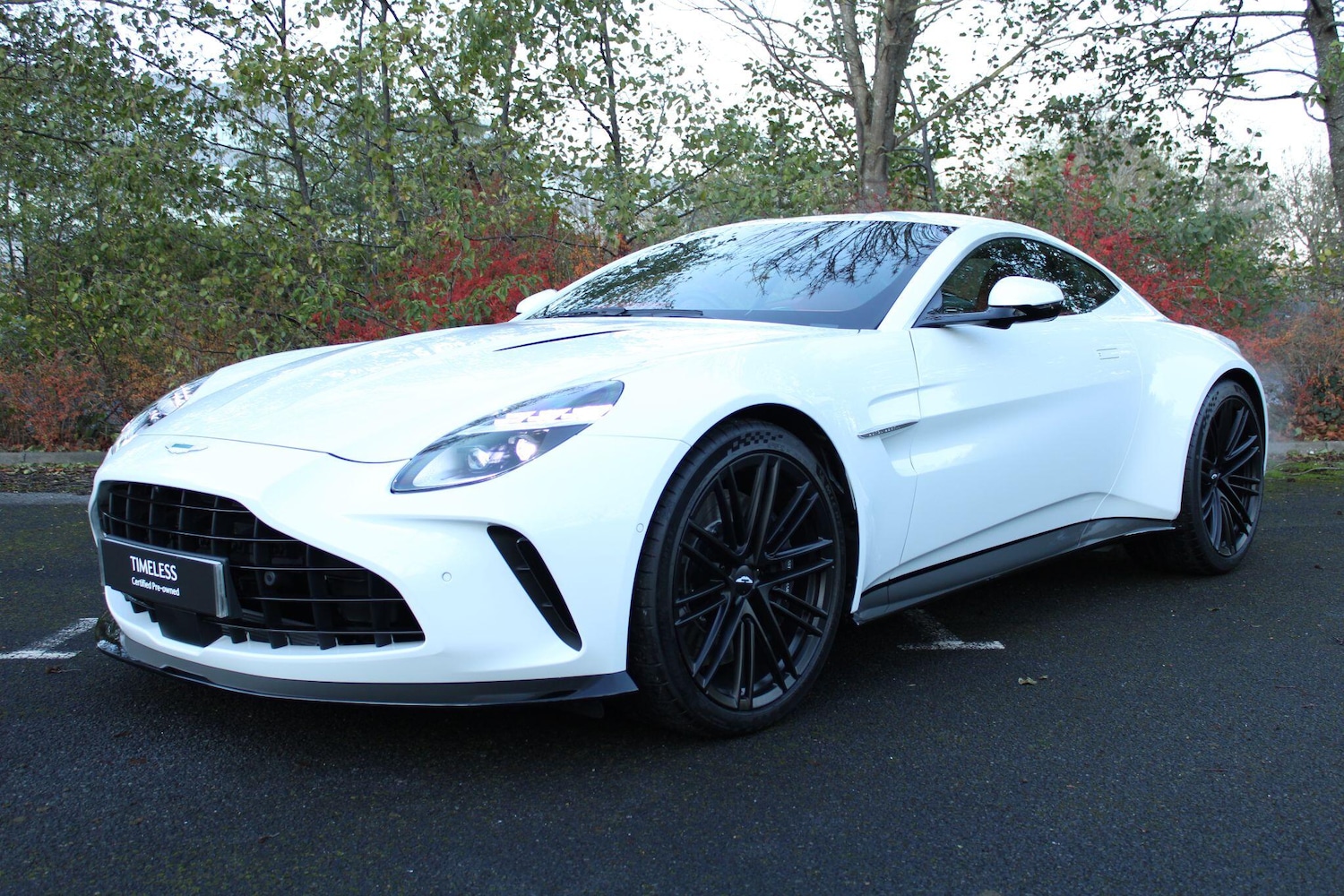 Used Aston Martin Vantage 2025 for sale - 76801089: Photo 3