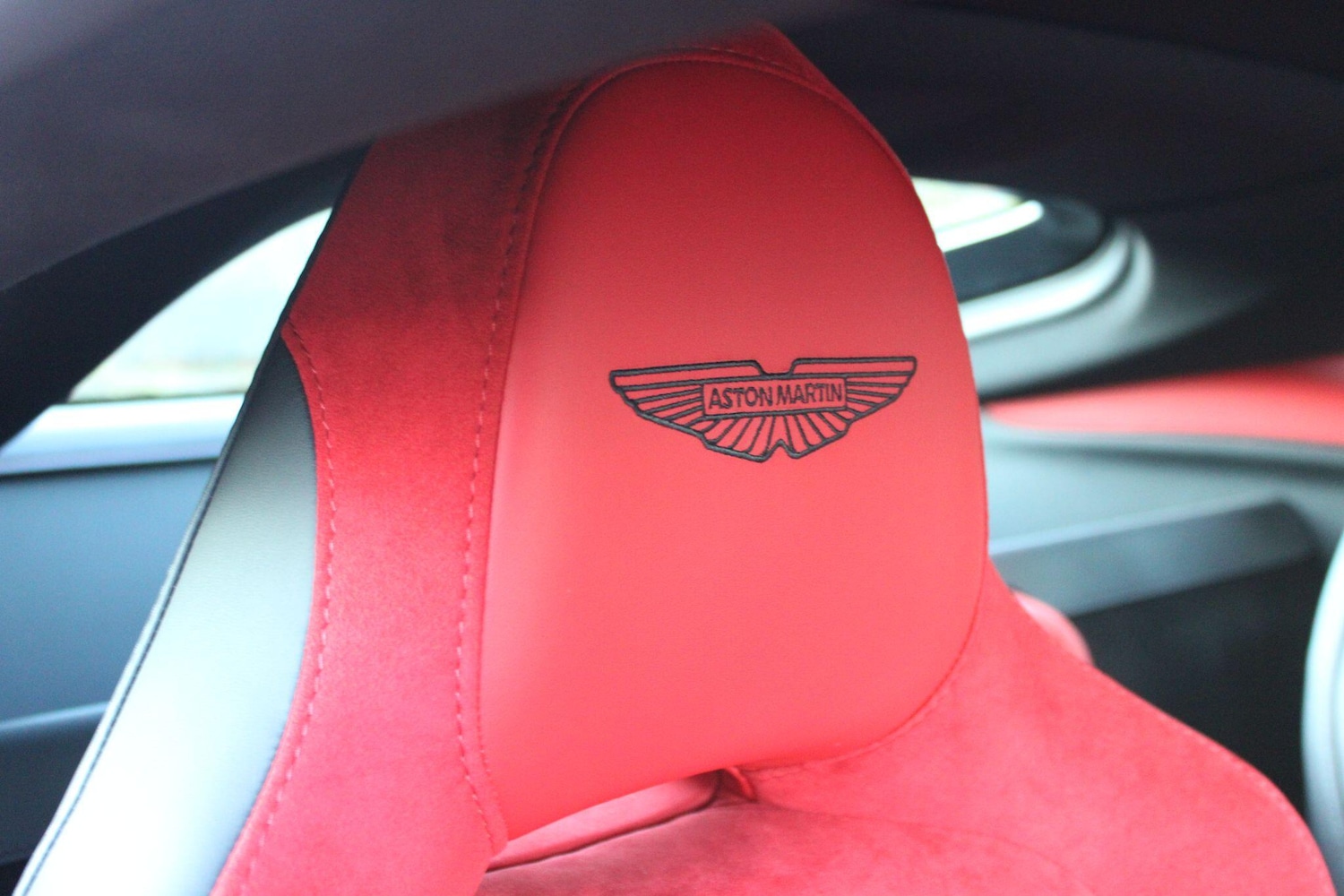 Used Aston Martin Vantage 2025 for sale - 76801089: Photo 31