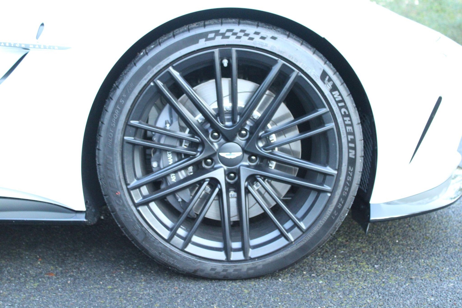 Used Aston Martin Vantage 2025 for sale - 76801089: Photo 8