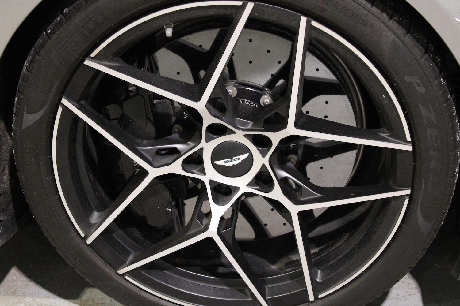 Used Aston Martin Vanquish 2025 for sale - 77575289: Photo 35