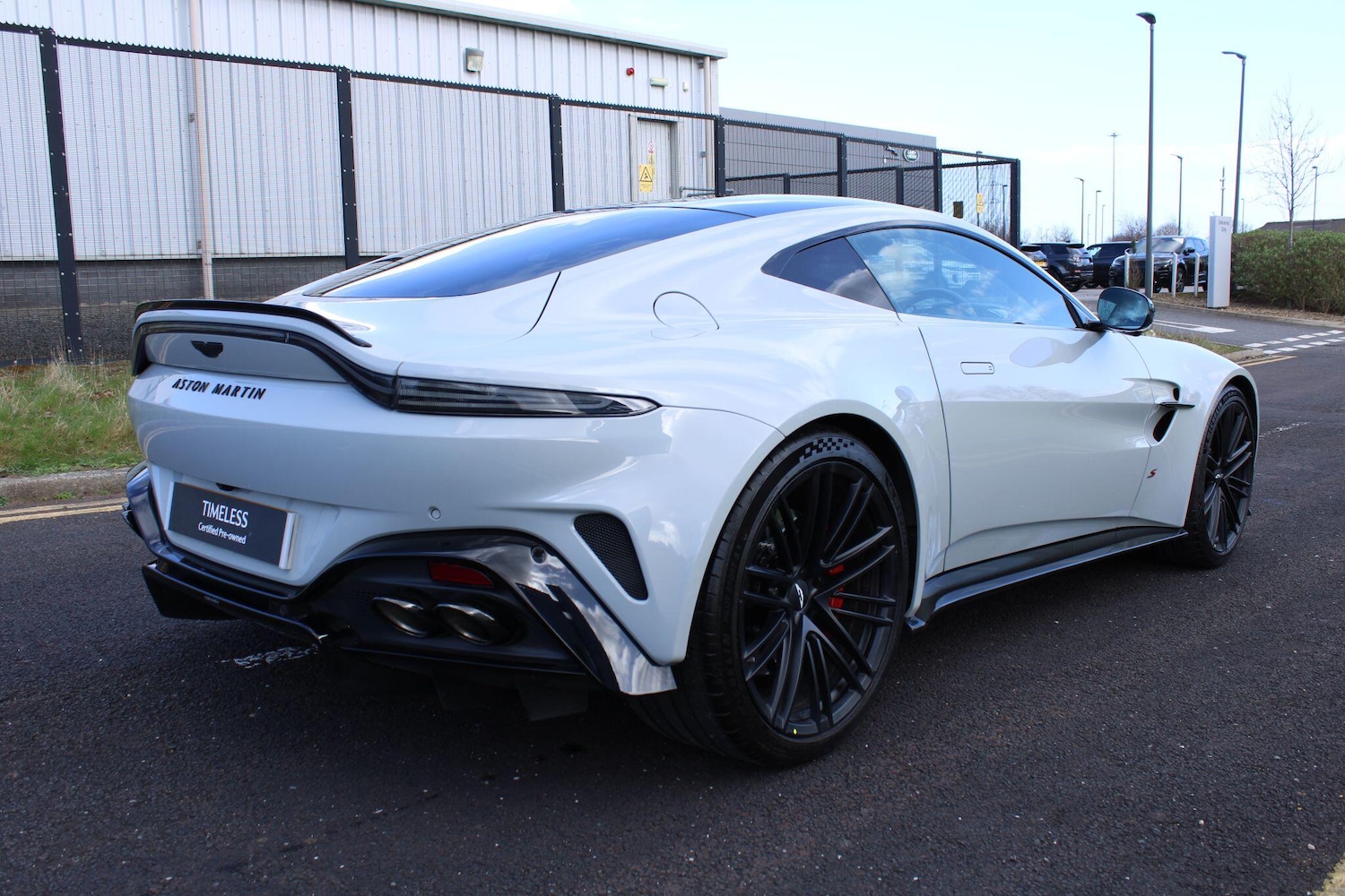 Used Aston Martin Vantage 2025 for sale - 78047490: Photo 14