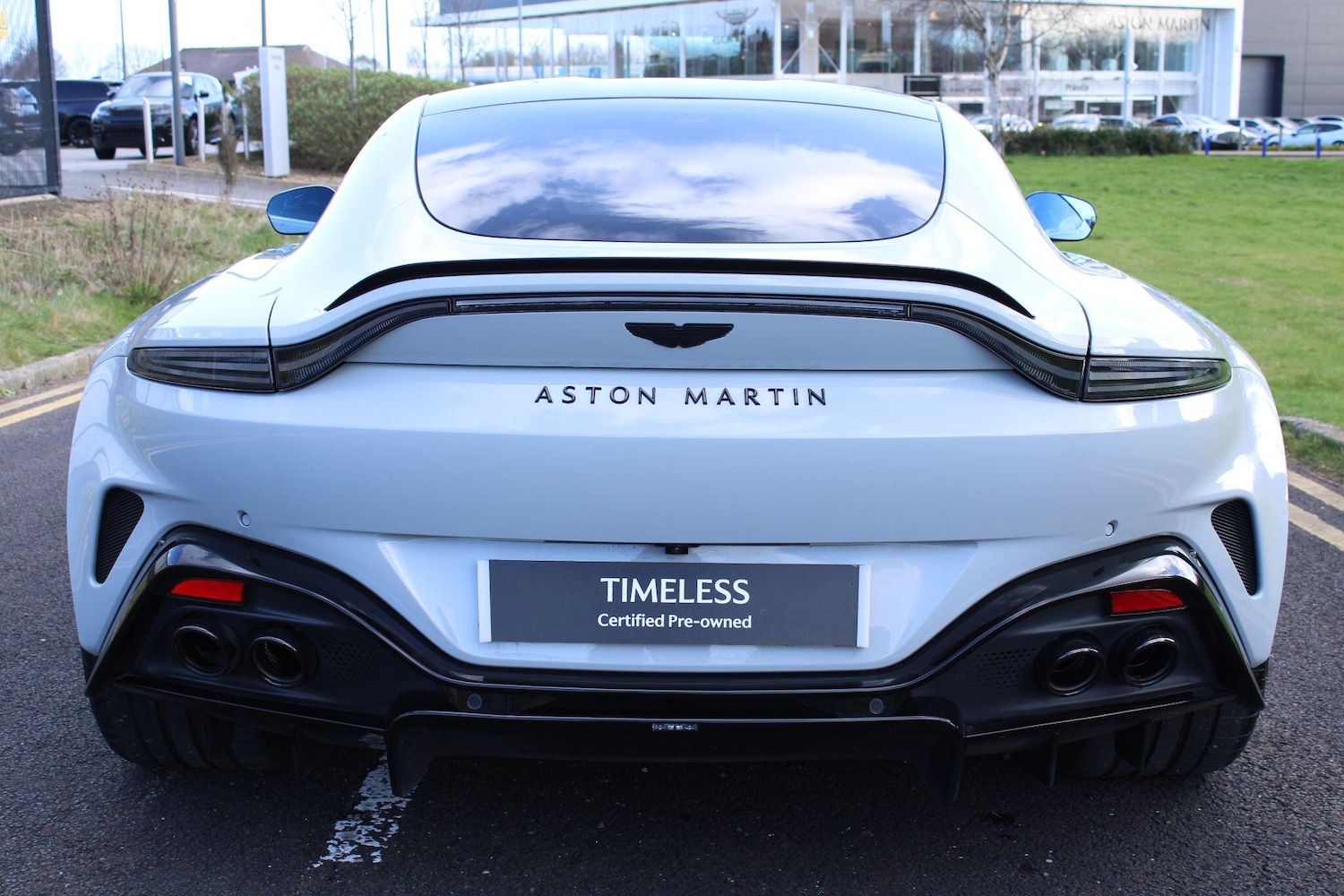 Used Aston Martin Vantage 2025 for sale - 78047490: Photo 15