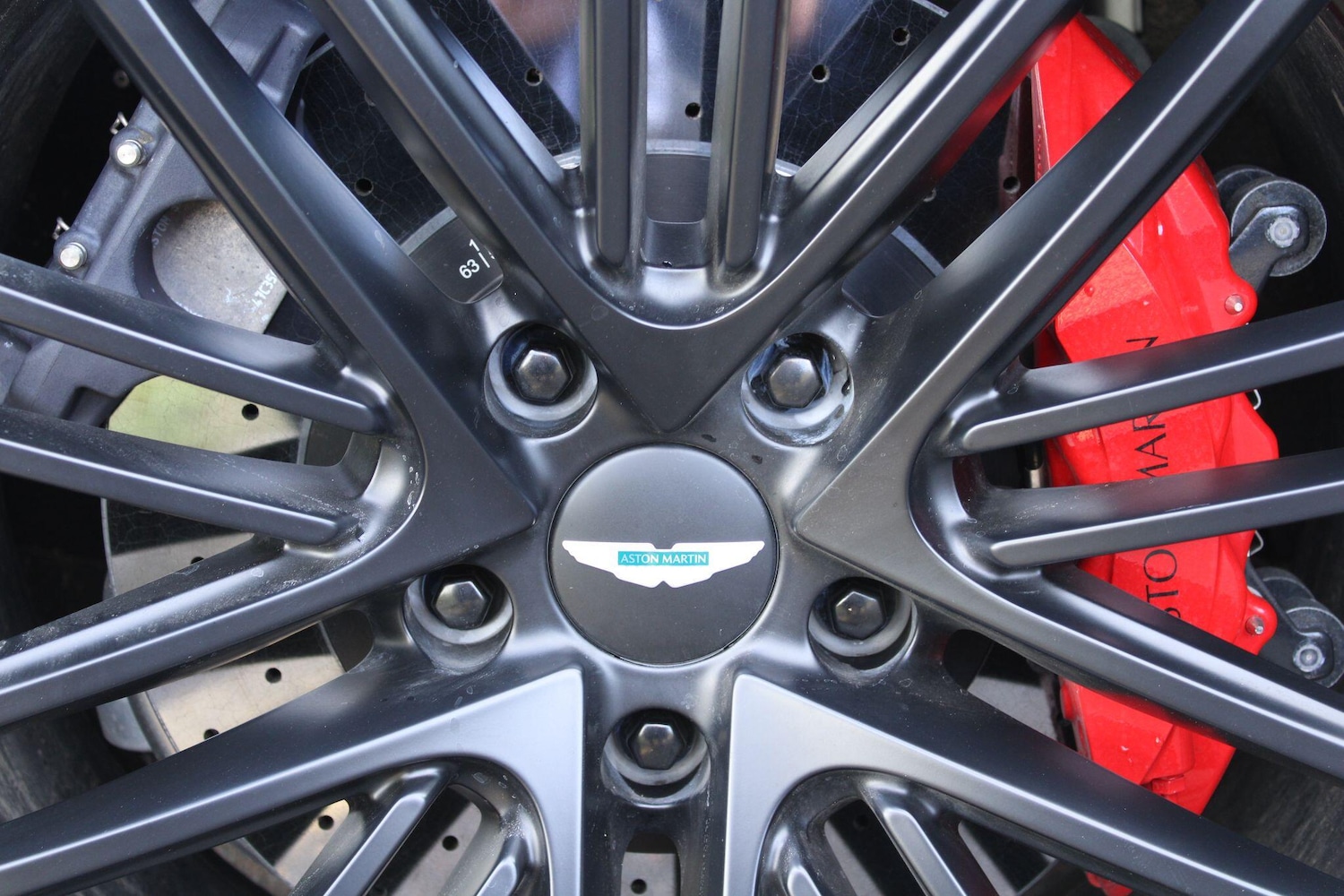 Used Aston Martin Vantage 2025 for sale - 78047490: Photo 35