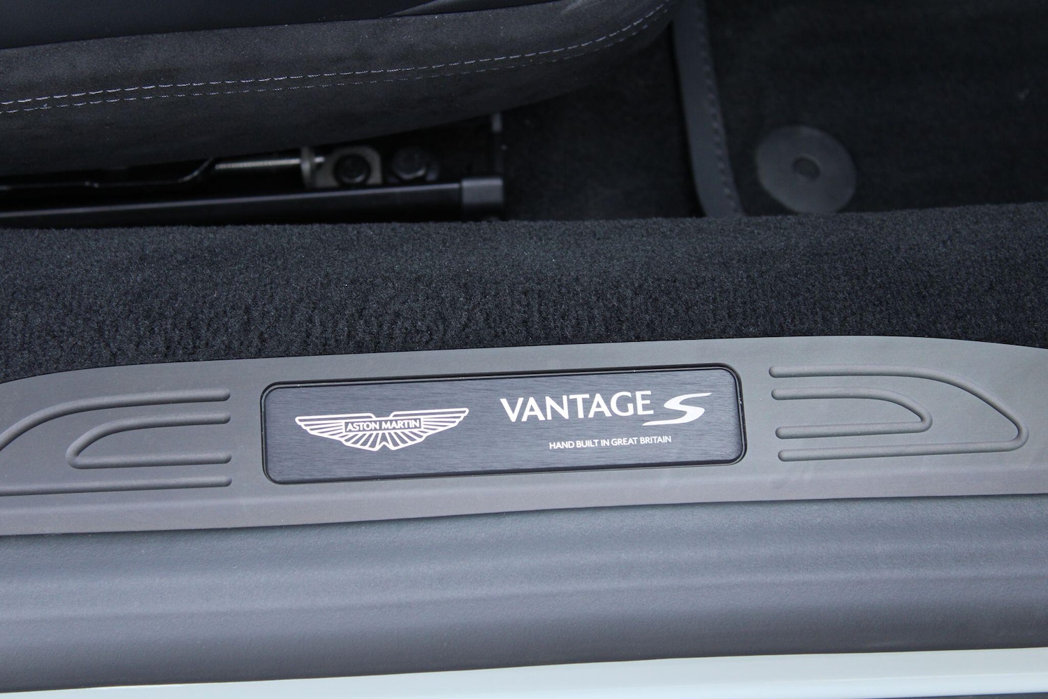 Used Aston Martin Vantage 2025 for sale - 78047490: Photo 39