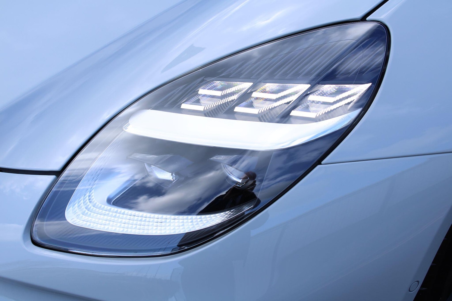 Used Aston Martin Vantage 2025 for sale - 78047490: Photo 47