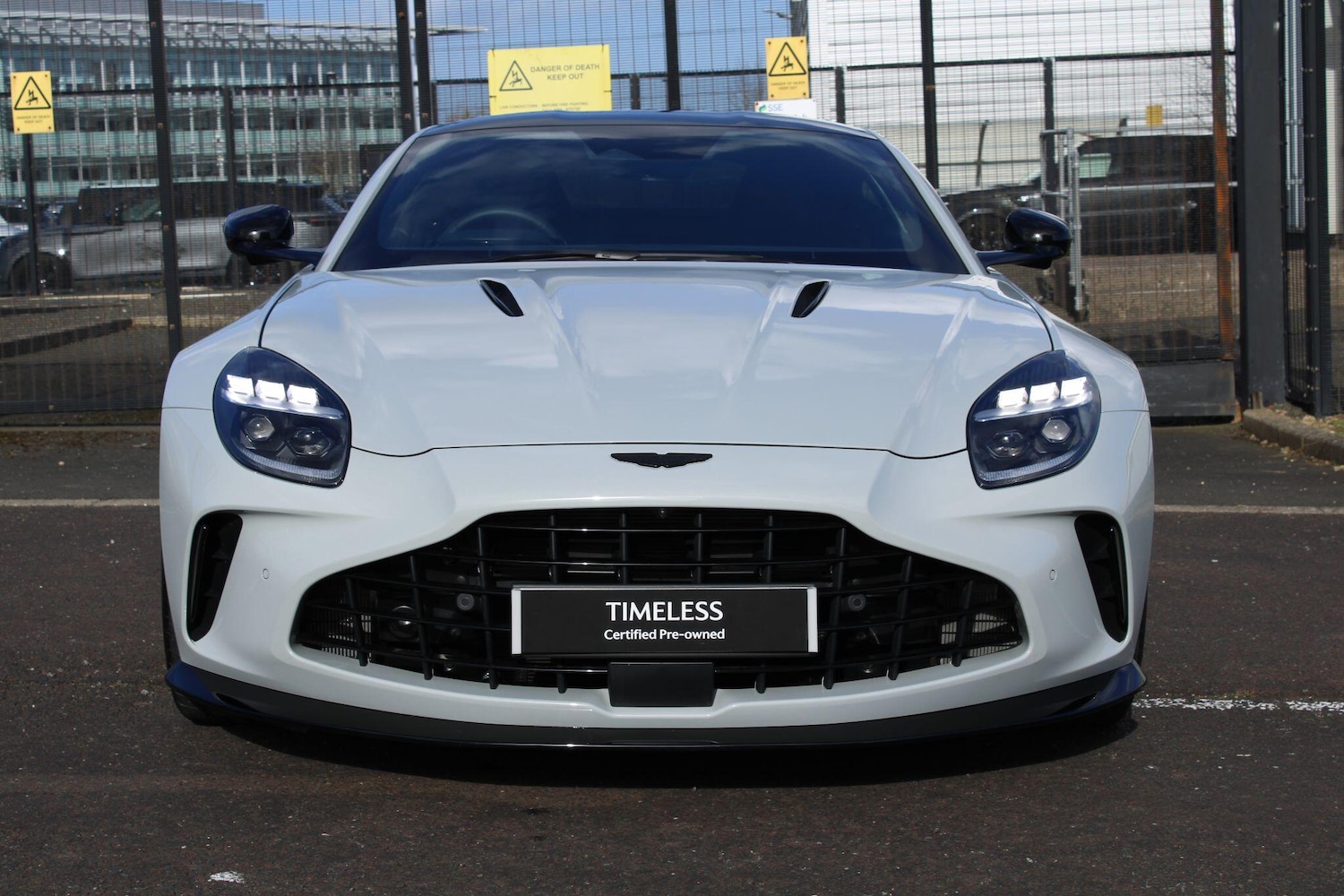 Used Aston Martin Vantage 2025 for sale - 78047490: Photo 7