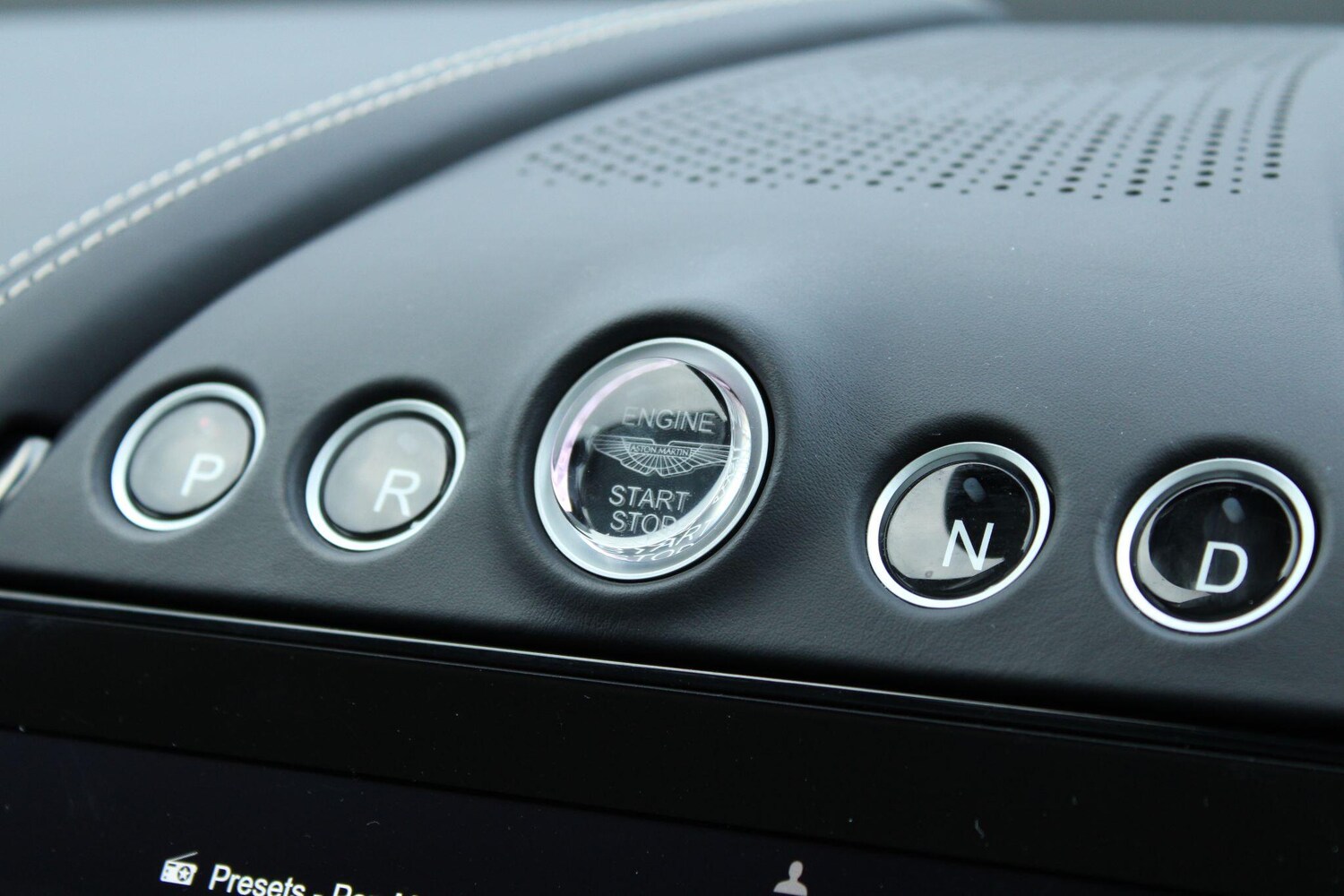 Used Aston Martin DBX for sale - 77808768: Photo 18