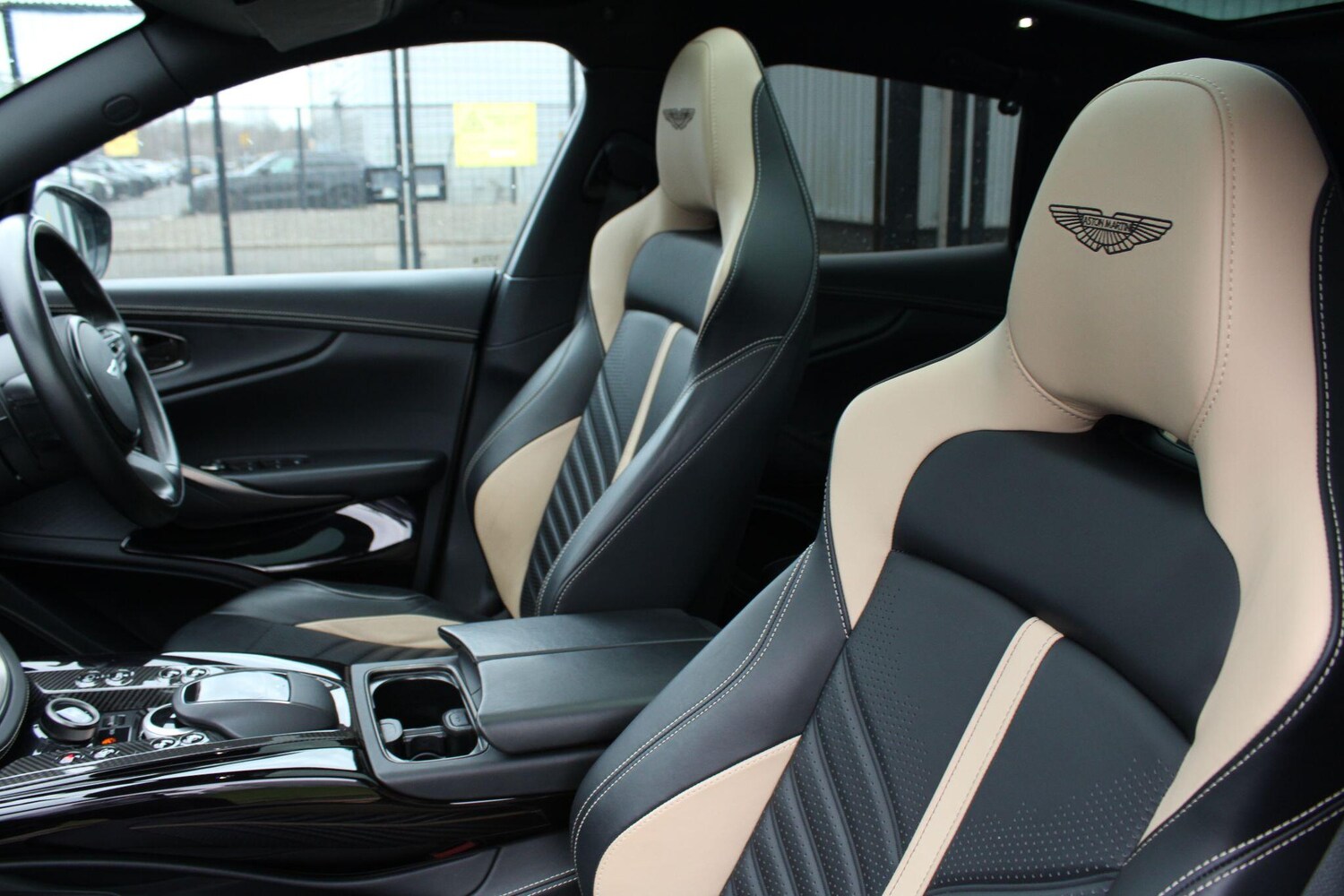 Used Aston Martin DBX for sale - 77808768: Photo 30