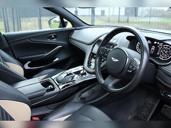 Used Aston Martin DBX 2023 for sale - 77808768: Photo