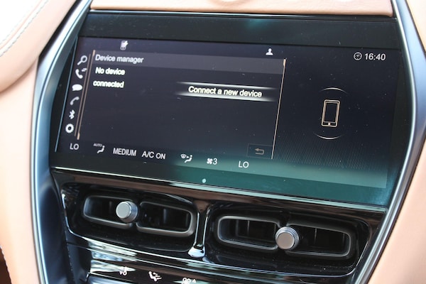 Used Aston Martin DBX 2023 for sale - 75781725: Photo 38