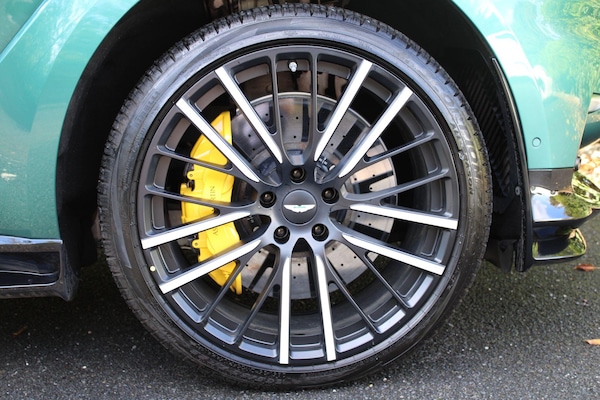 Used Aston Martin DBX 2023 for sale - 75781725: Photo 4