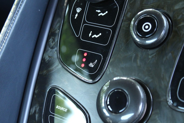 Used Aston Martin Vanquish 2019 for sale - 74887631: Photo 37