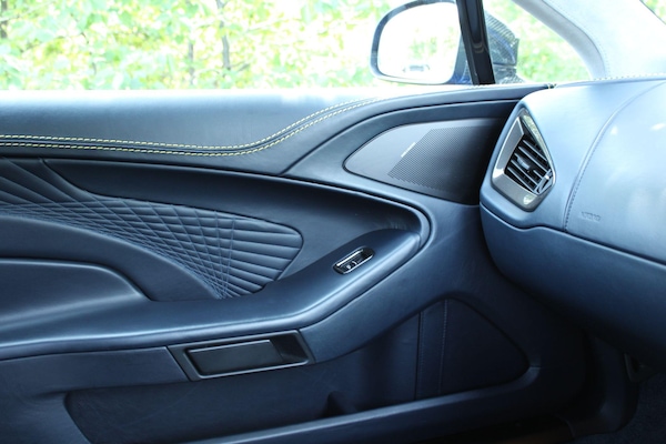 Used Aston Martin Vanquish 2019 for sale - 74887631: Photo 38