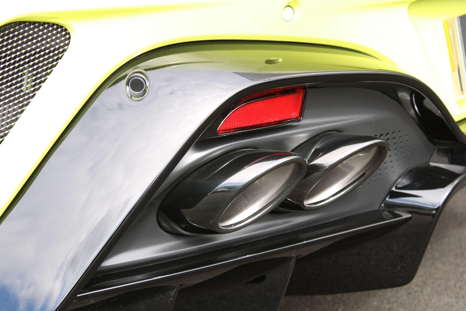 Used Aston Martin Vantage for sale - 76990744: Photo 23