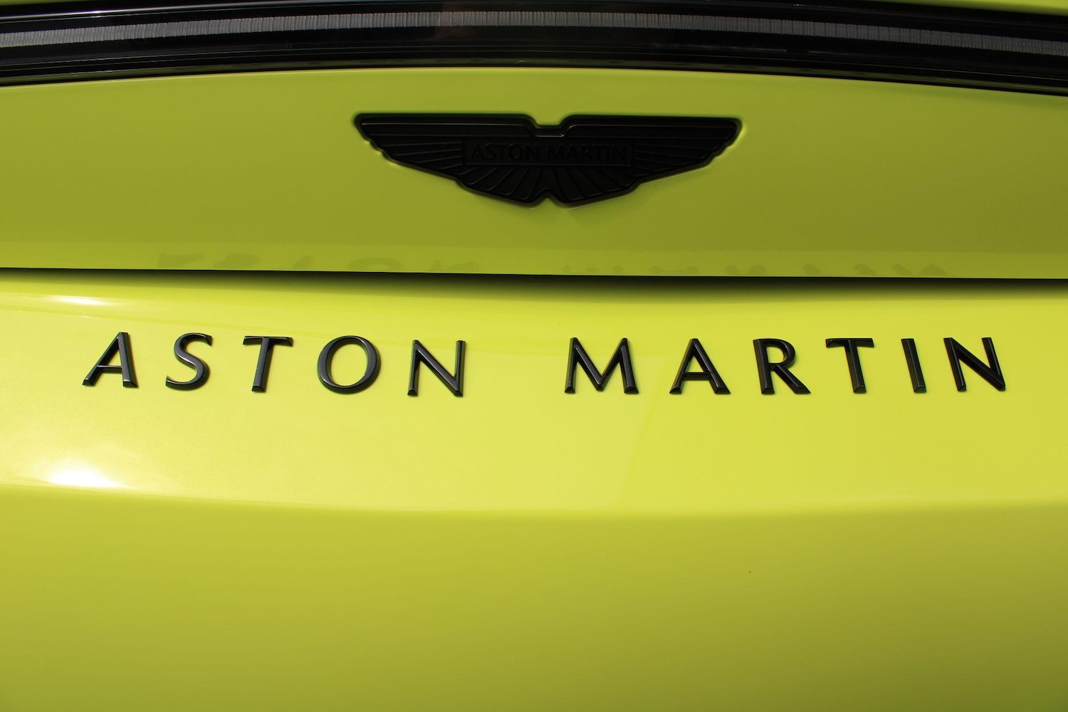 Used Aston Martin Vantage for sale - 76990744: Photo 8