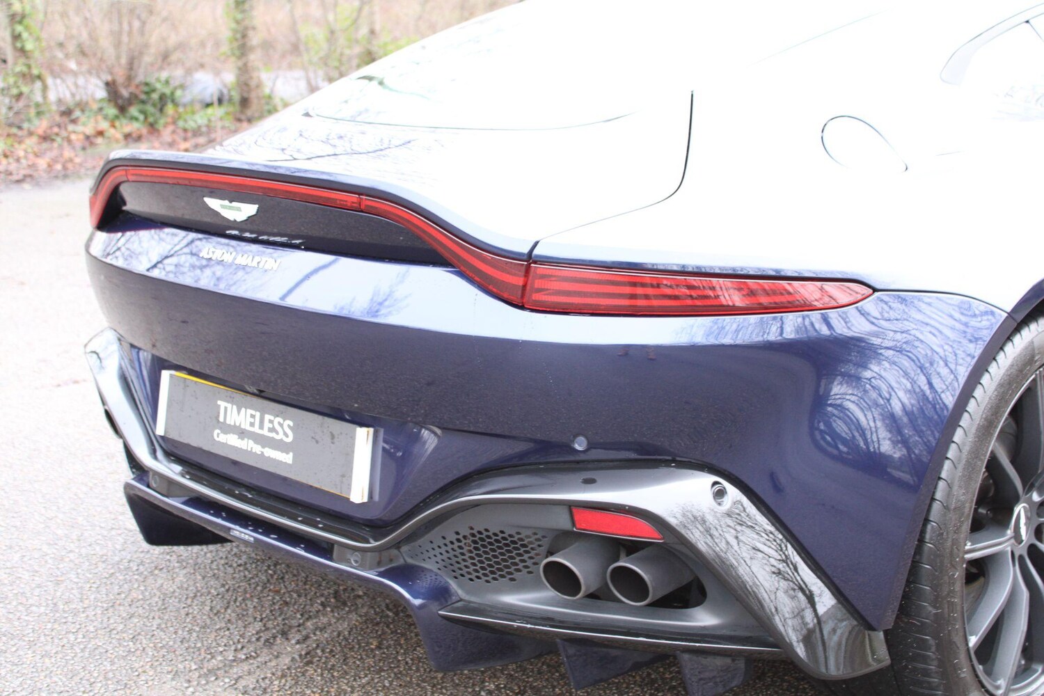 Used Aston Martin Vantage for sale - 78115918: Photo 11