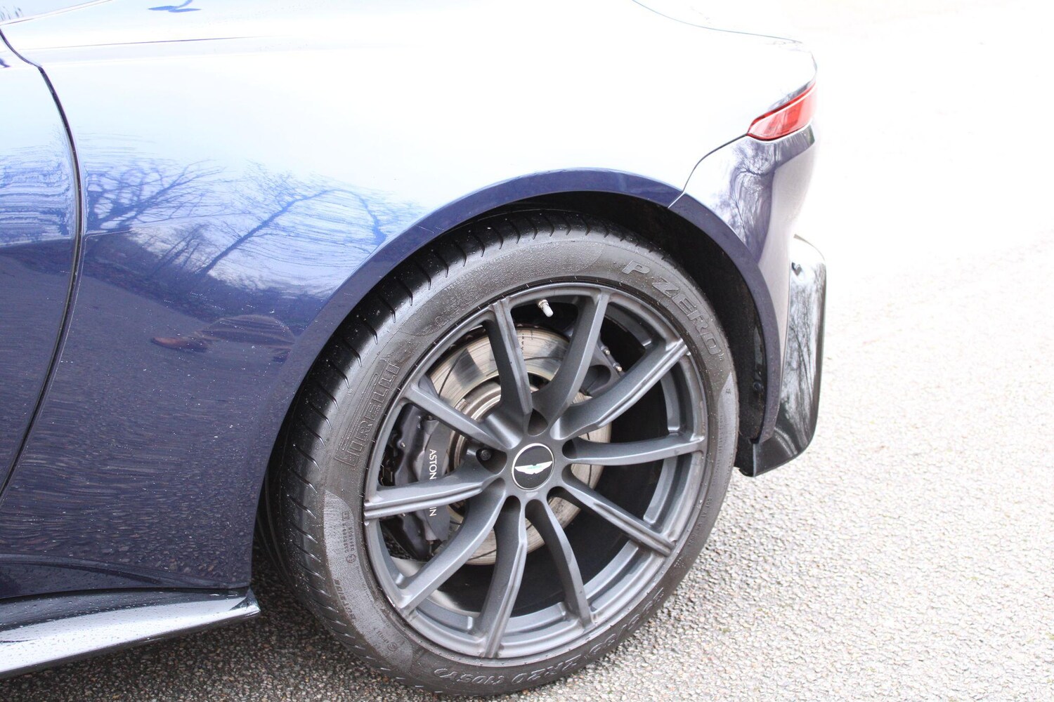 Used Aston Martin Vantage for sale - 78115918: Photo 9