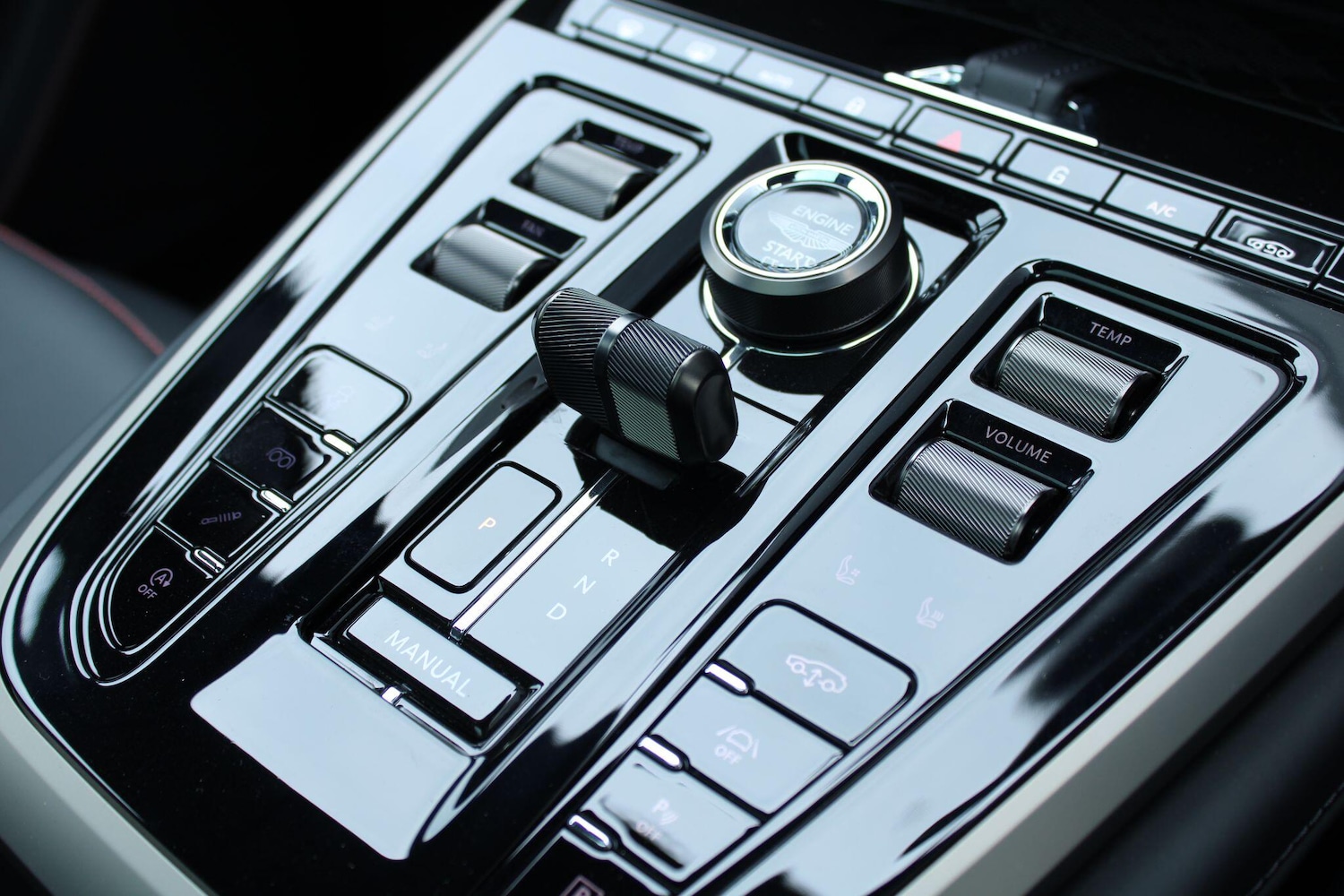 Used Aston Martin DBX 2025 for sale - 76377294: Photo 20
