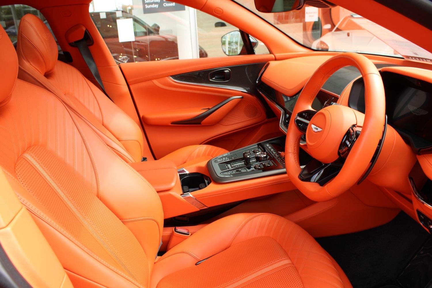 Used Aston Martin DBX 2024 for sale - 76072786: Photo 4