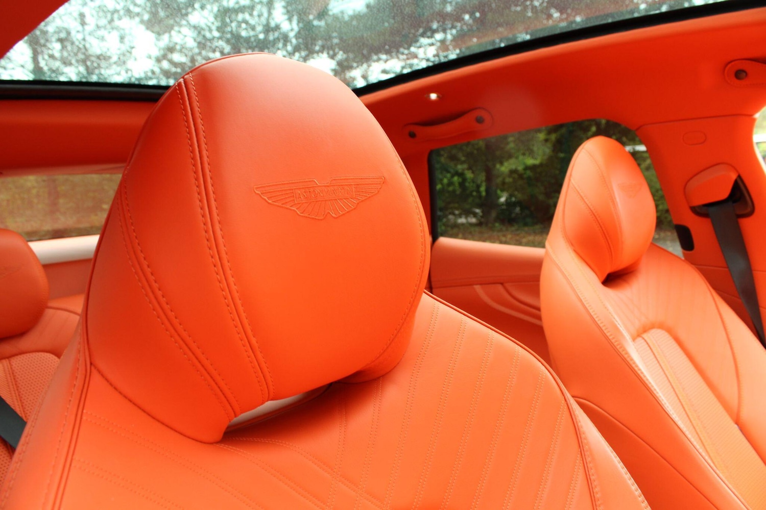 Used Aston Martin DBX 2024 for sale - 76072786: Photo 5