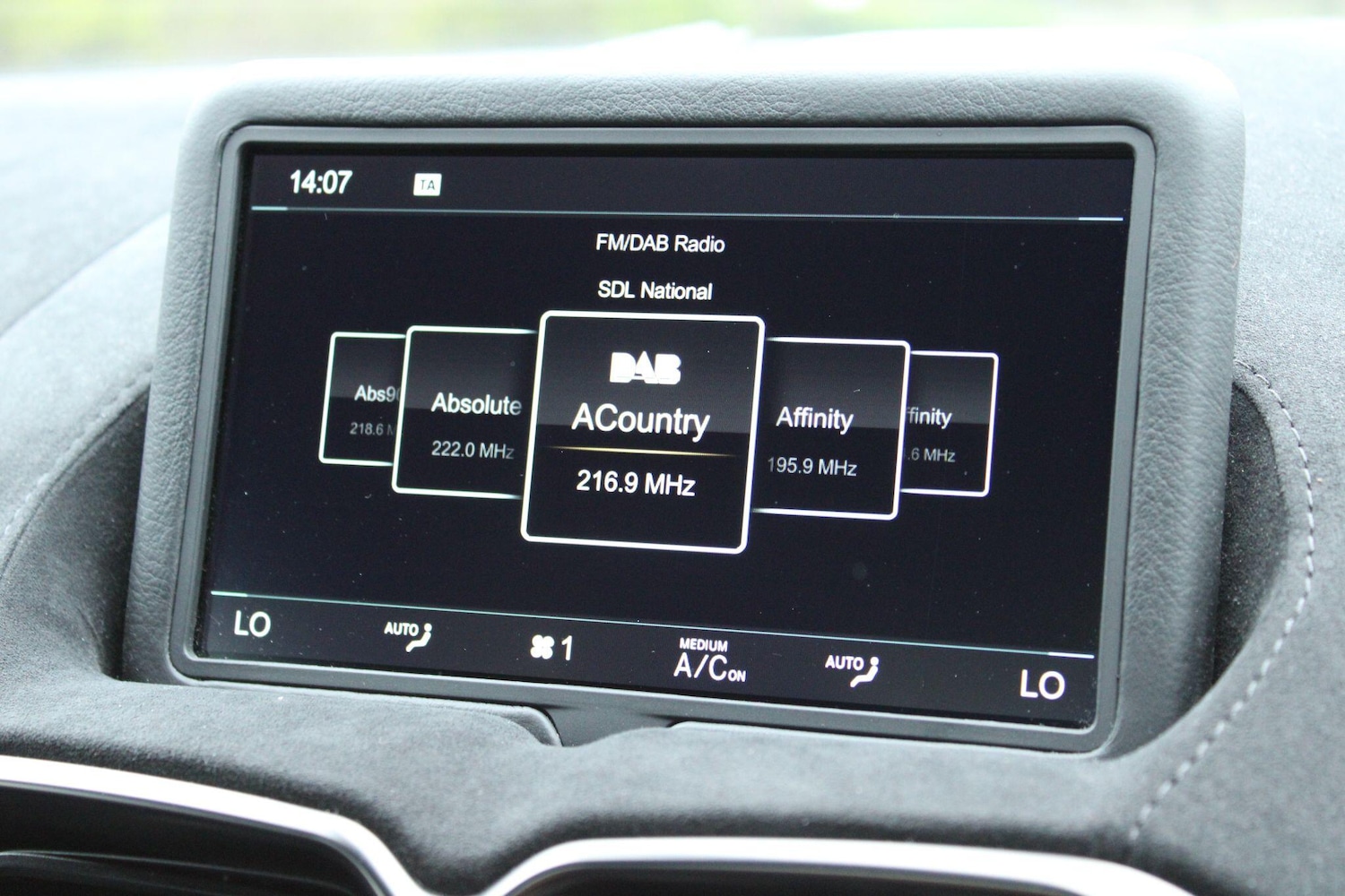 Used Aston Martin Vantage 2021 for sale - 77479286: Photo 20