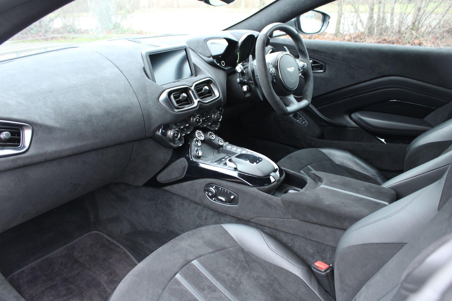 Used Aston Martin Vantage 2021 for sale - 77479286: Photo 38