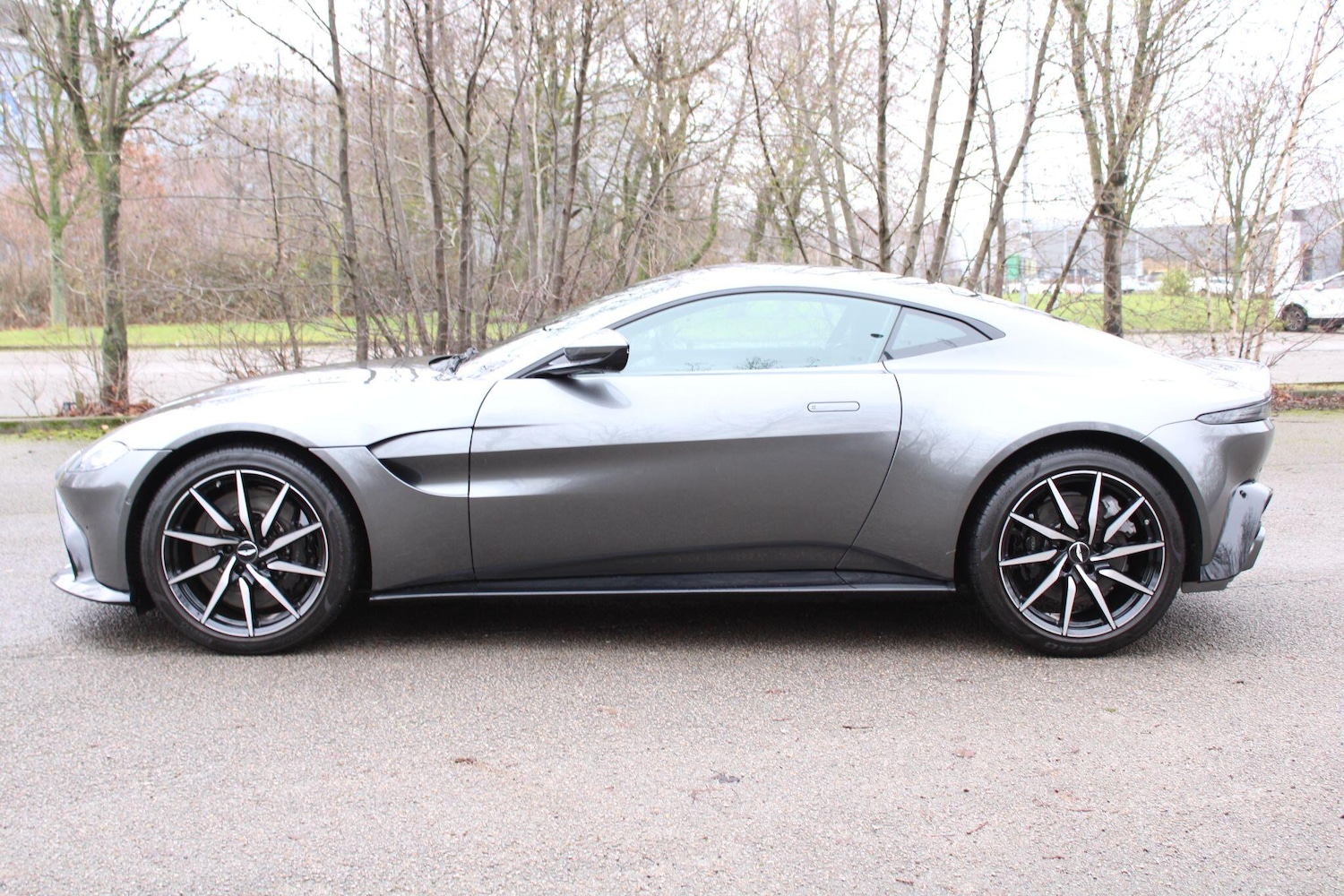 Used Aston Martin Vantage 2021 for sale - 77479286: Photo 5