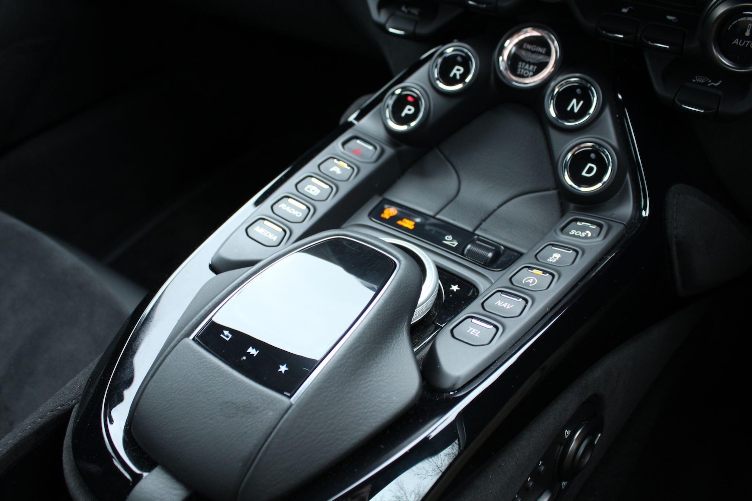 Used Aston Martin Vantage 2021 for sale - 77479286: Photo 9