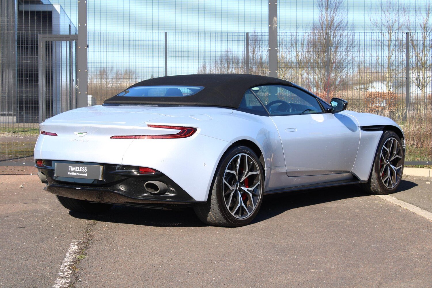 Used Aston Martin DB11 for sale - 77853202: Photo 12