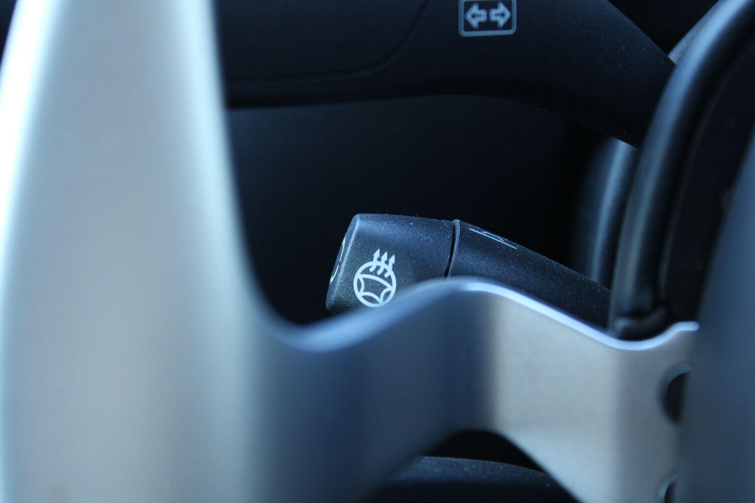 Used Aston Martin DB11 for sale - 77853202: Photo 19