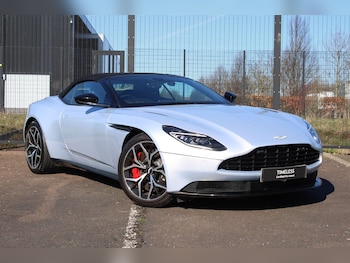 Used Aston Martin DB11 2018 for sale - 77853202: Photo