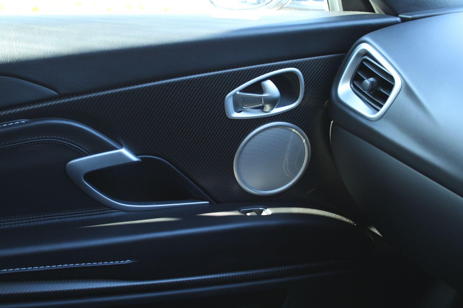 Used Aston Martin DB11 for sale - 77853202: Photo 20