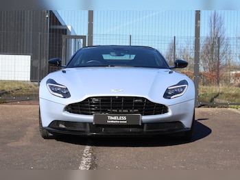 Used Aston Martin DB11 2018 for sale - 77853202: Photo