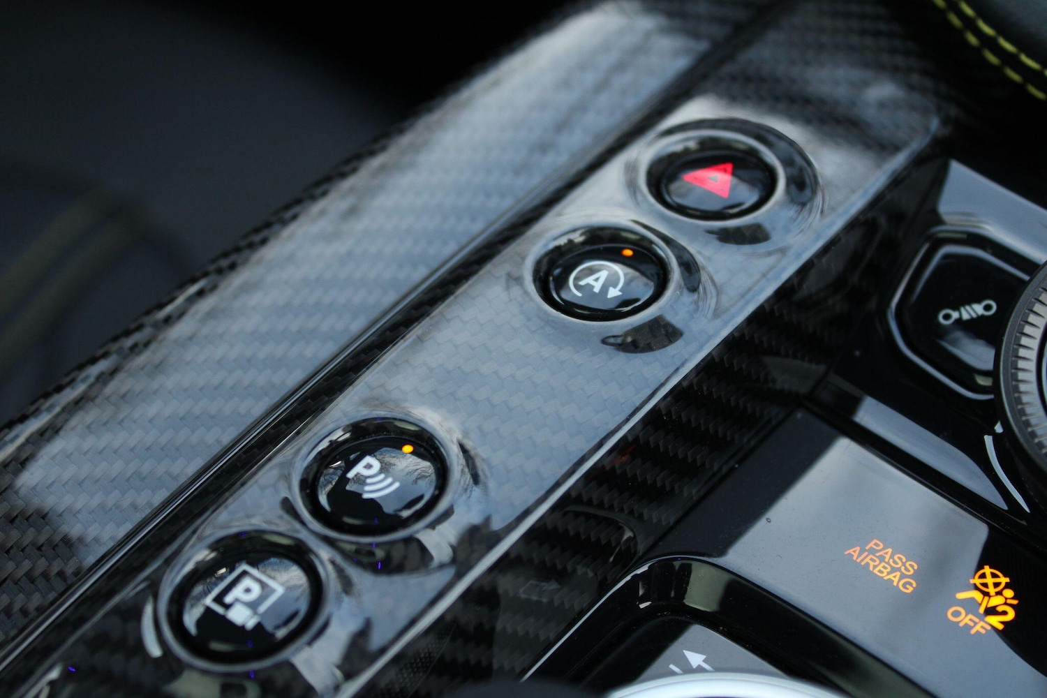 Used Aston Martin DBX 2024 for sale - 77216155: Photo 15