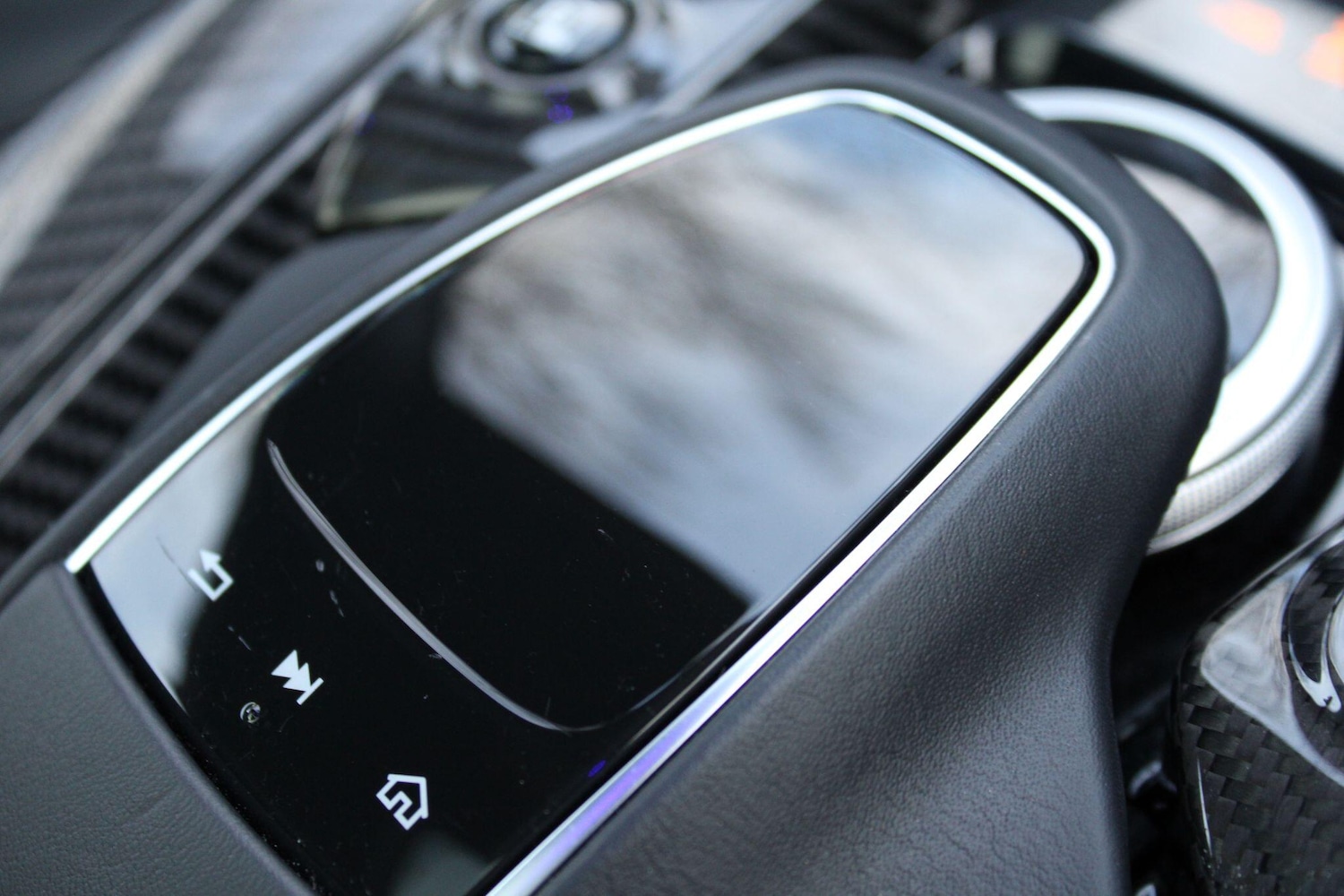 Used Aston Martin DBX 2024 for sale - 77216155: Photo 16