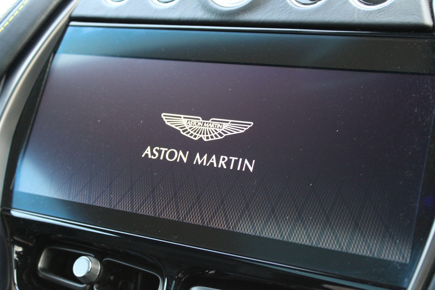 Used Aston Martin DBX 2024 for sale - 77216155: Photo 34