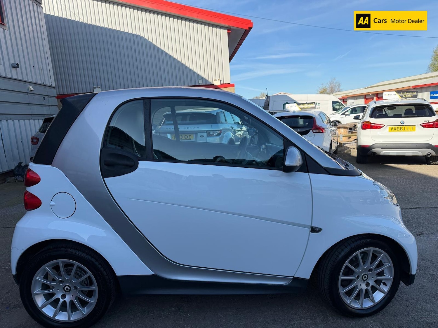 Used smart fortwo 2013 for sale - 78123411: Photo 2